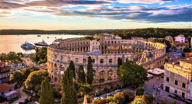 Pula